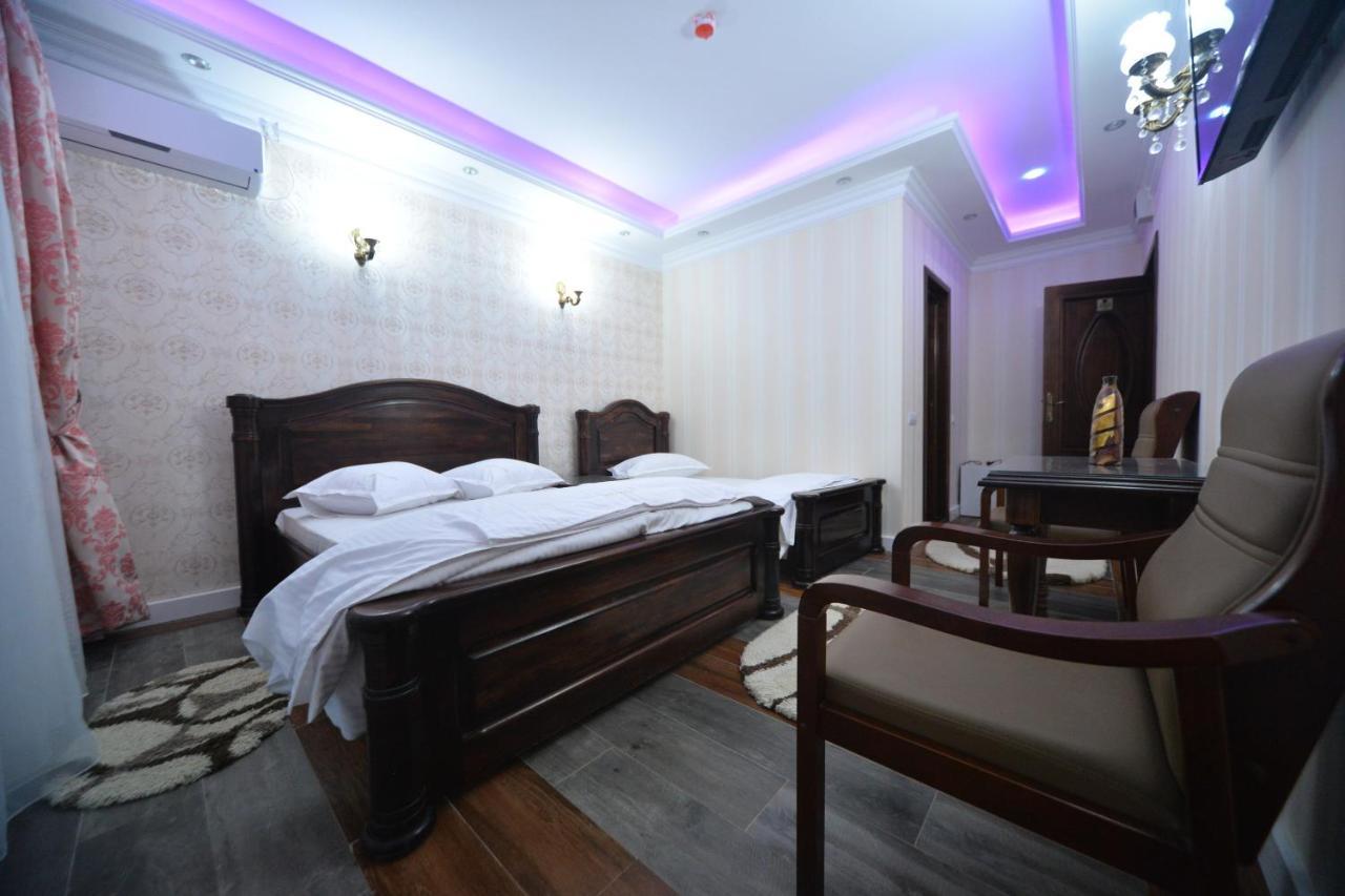 Hotel Edy'S Royal Predeal Exteriér fotografie